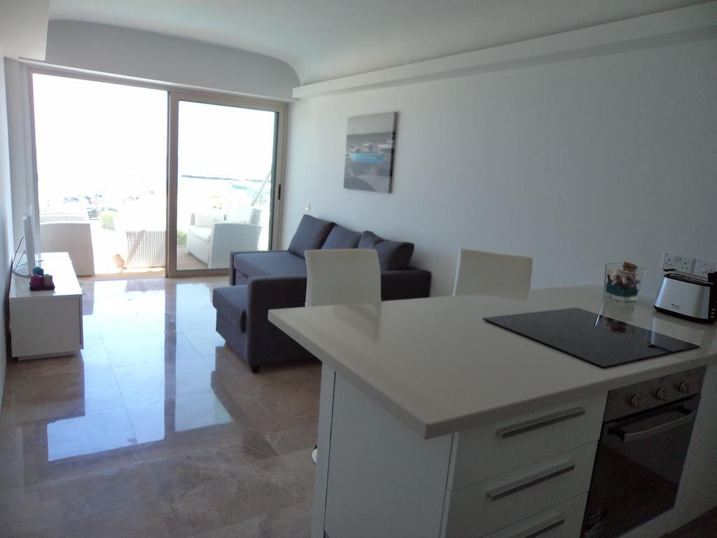 Thalassa Court Sandy Beach Apartment 普罗塔拉斯 客房 照片